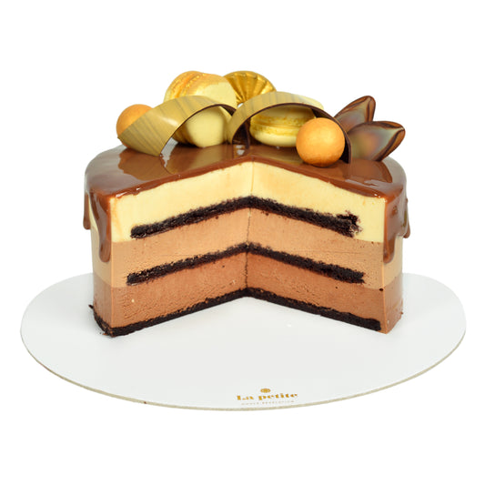 Tort Trois Chocolat – Cannes de ciocolată