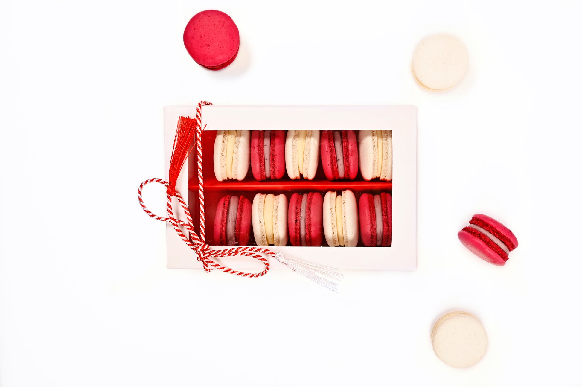 9 Macarons Mărțișor