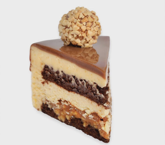 Felie Tort Snickers